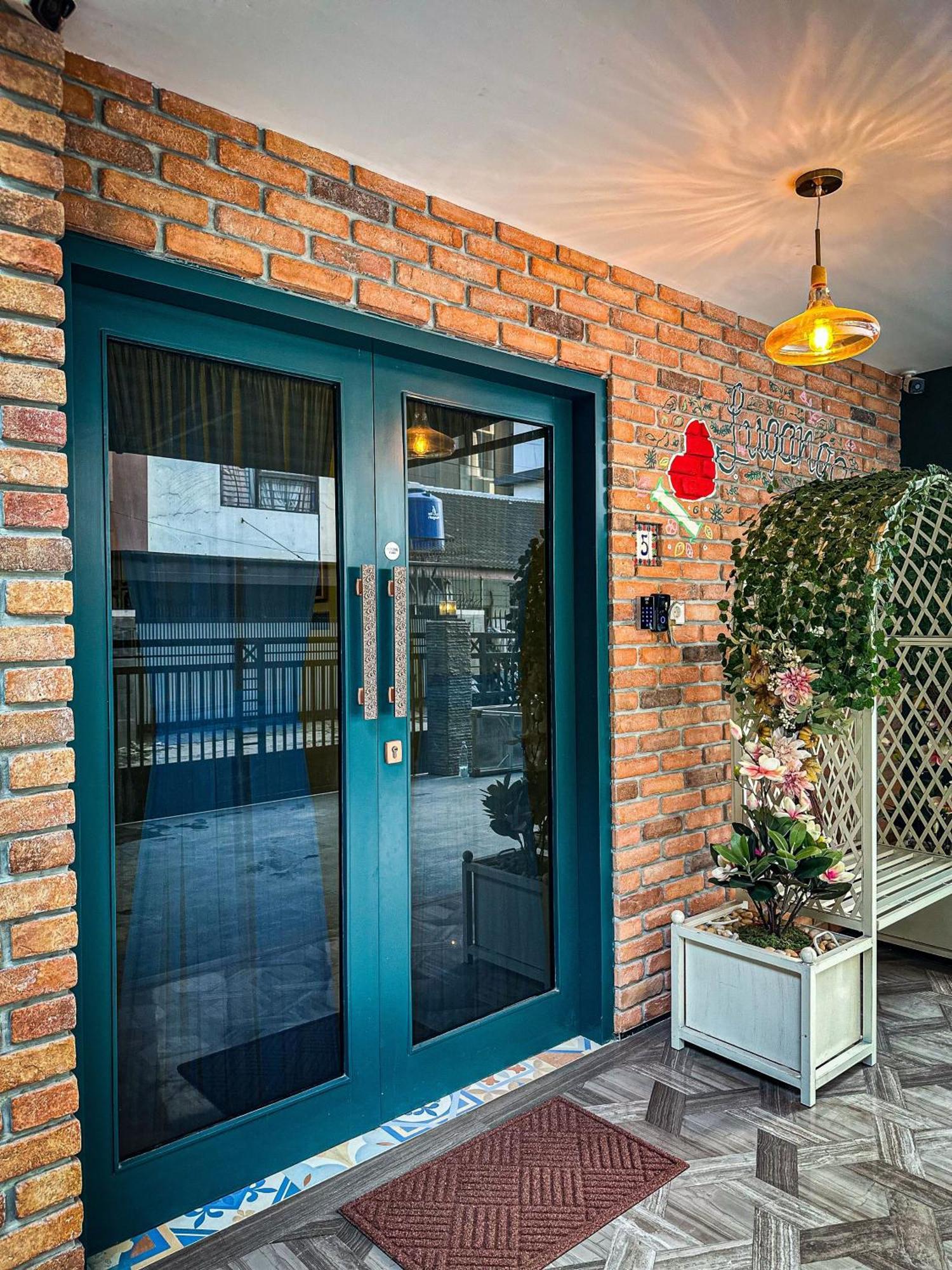 Lugano Arte Homestay 雅加达 外观 照片